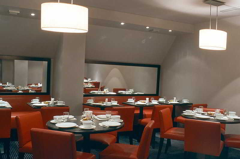 Le Senat 4* Parijs